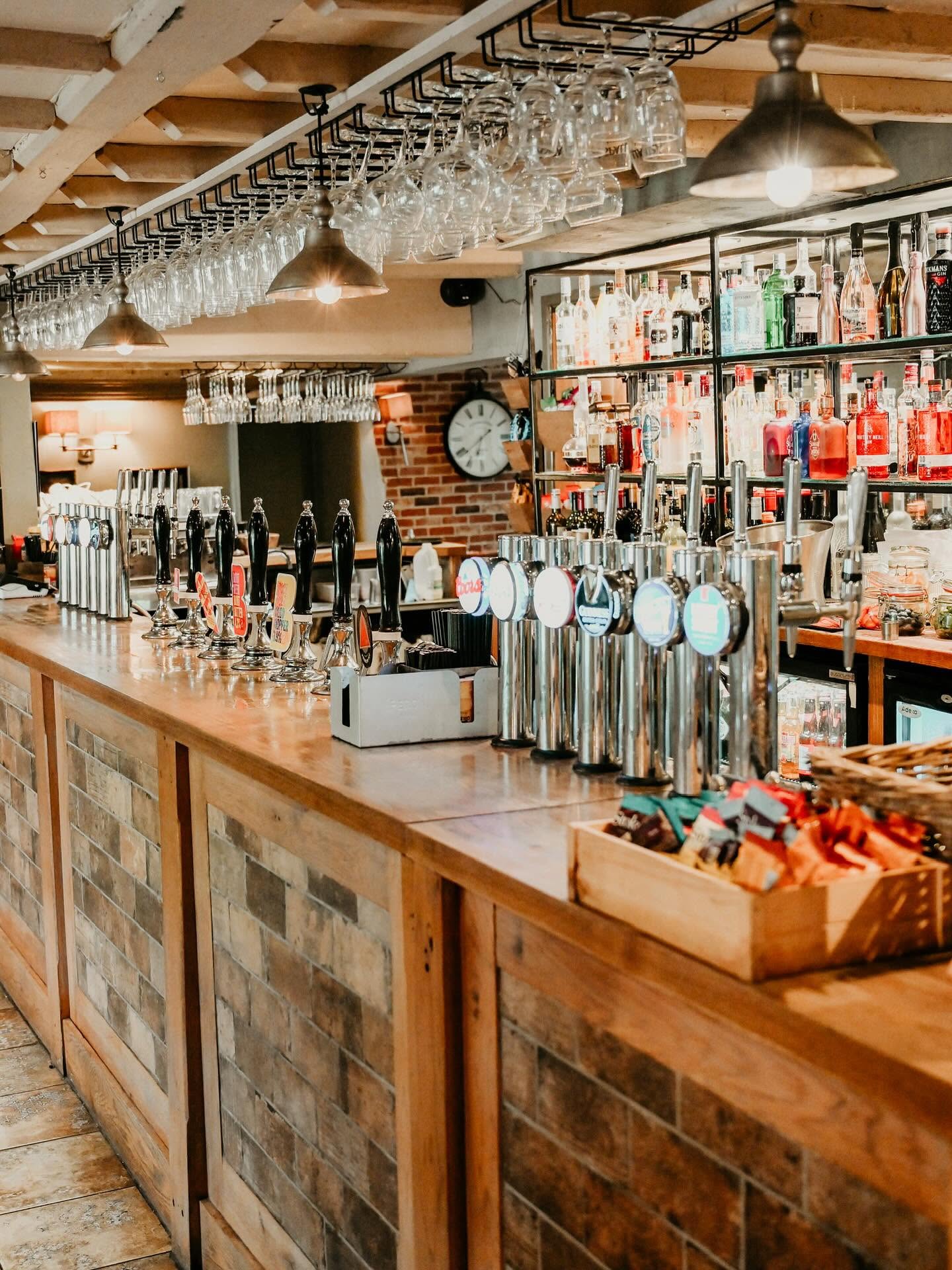 Binary Bar and Restaurant